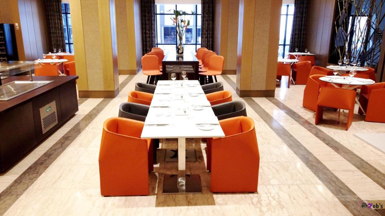 Krystal Palace Douala Buitenkant foto